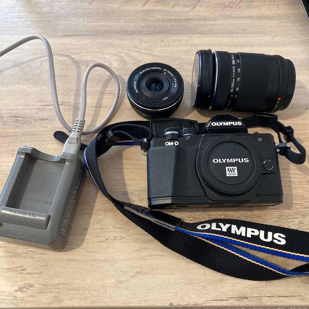 Olympus OM-D ミラーレス一眼 本体+レンズ2本