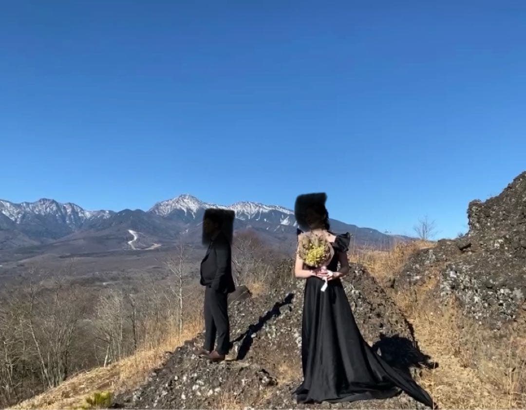 ドレスプロダクション　オフショルダー Aライン ブラックドレス