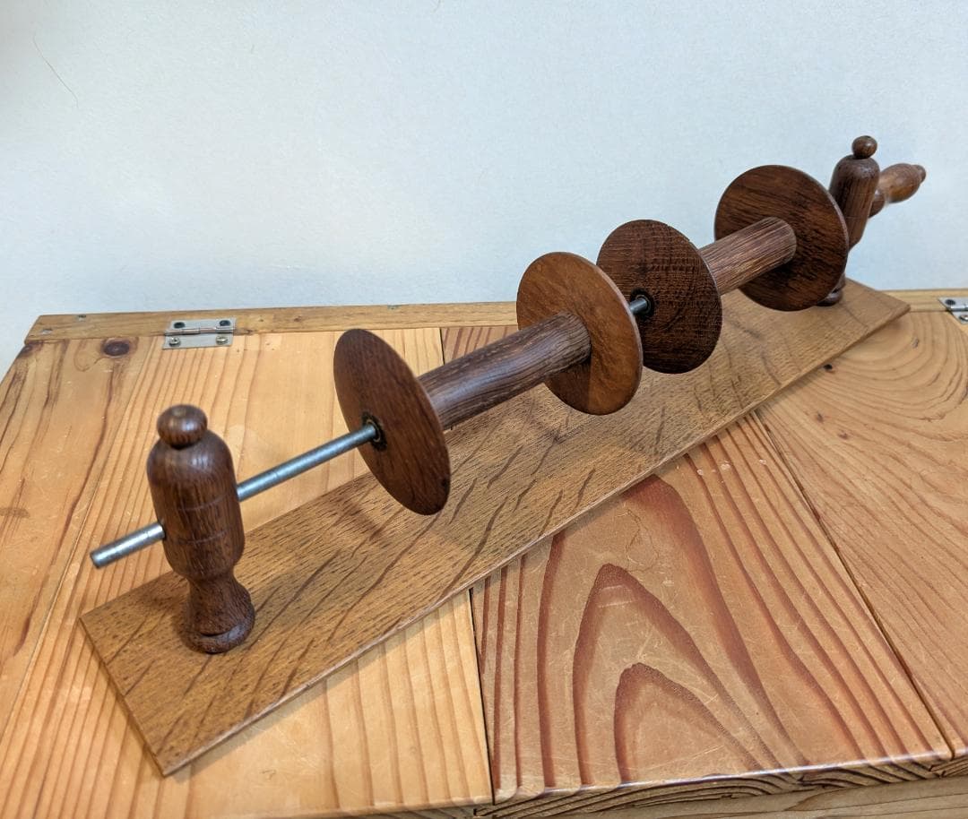 紡毛機　紡ぎ車　糸車　（イギリス製）