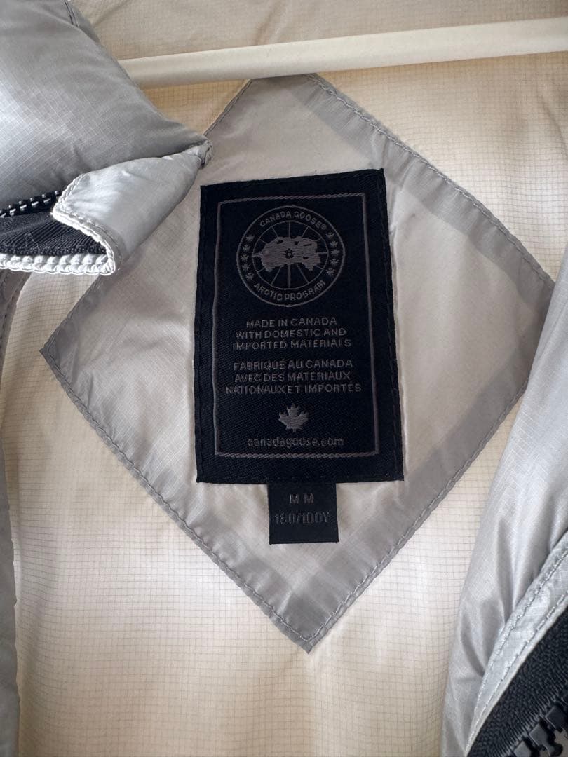   シルバー ダウンベスト