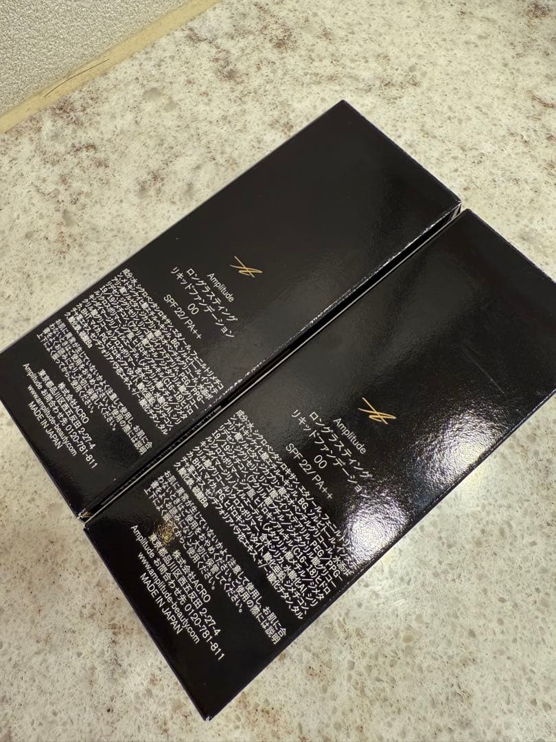 Amplitude アンプリチュード　リキッド　ファンデーション　00