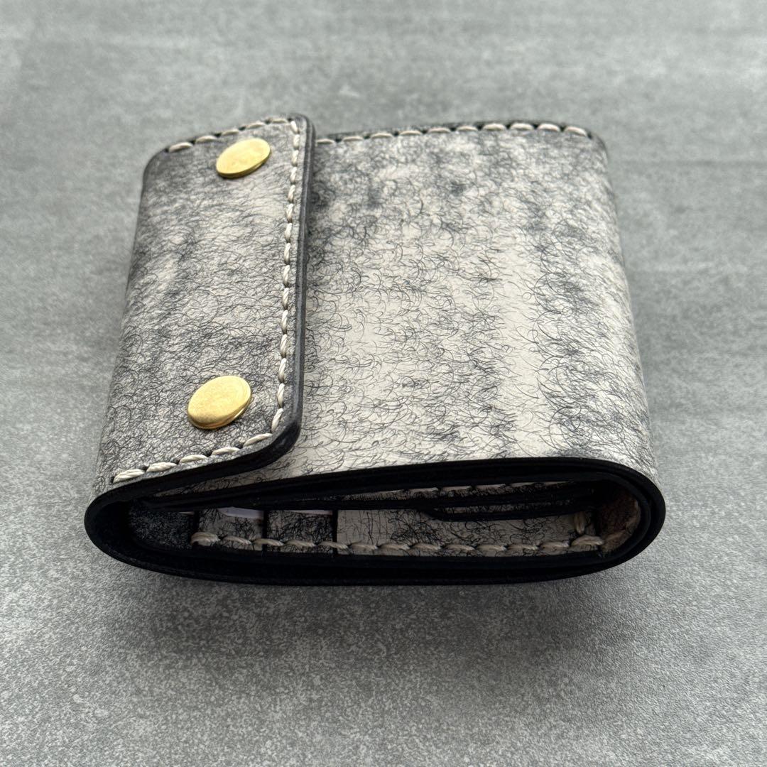 【3つ折りトラッカーウォレット】本革ハーフウォレット　マルゴーフォグ ネロ　黒