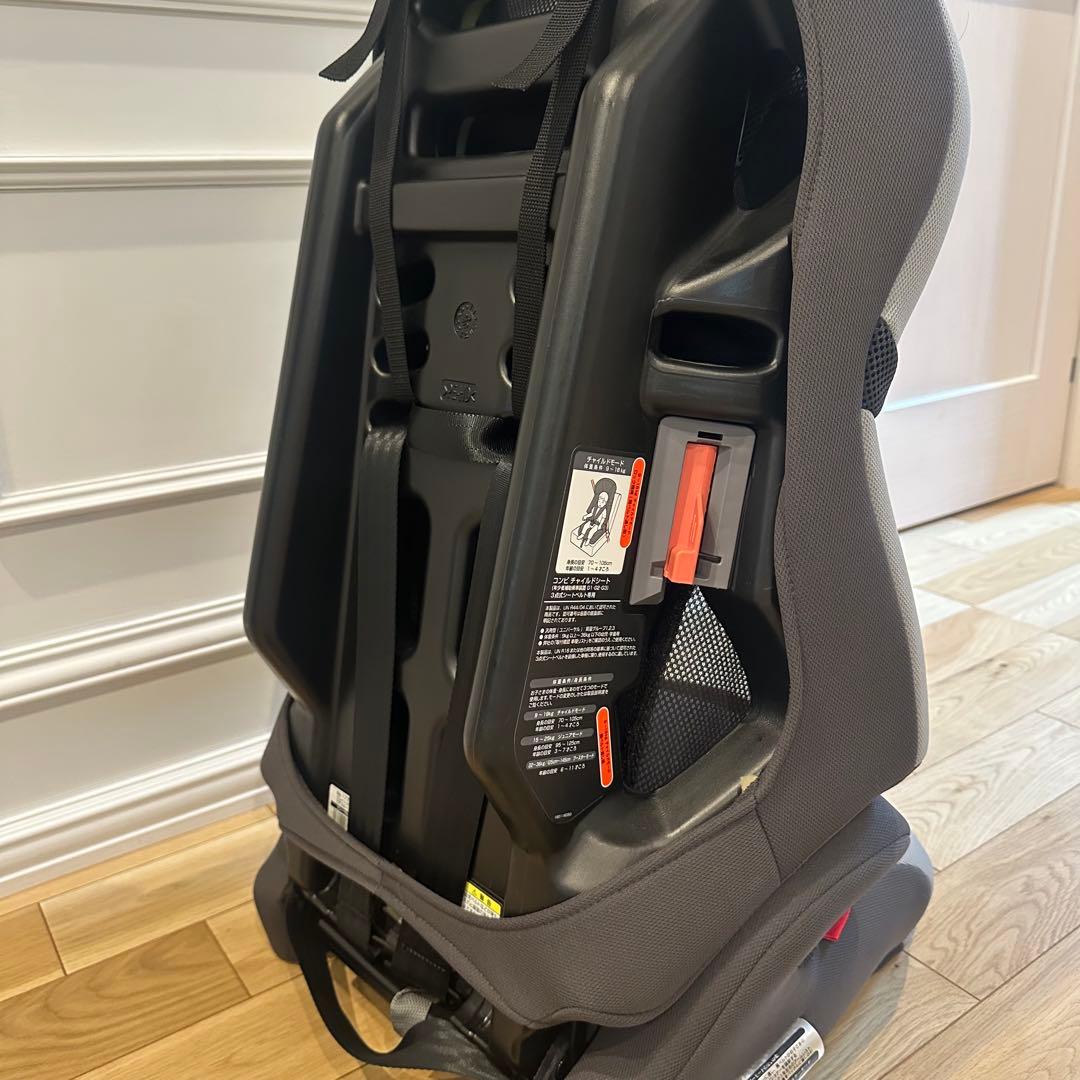 美品！Combi ジョイトリップ エアスルーGH グレー　チャイルドシート