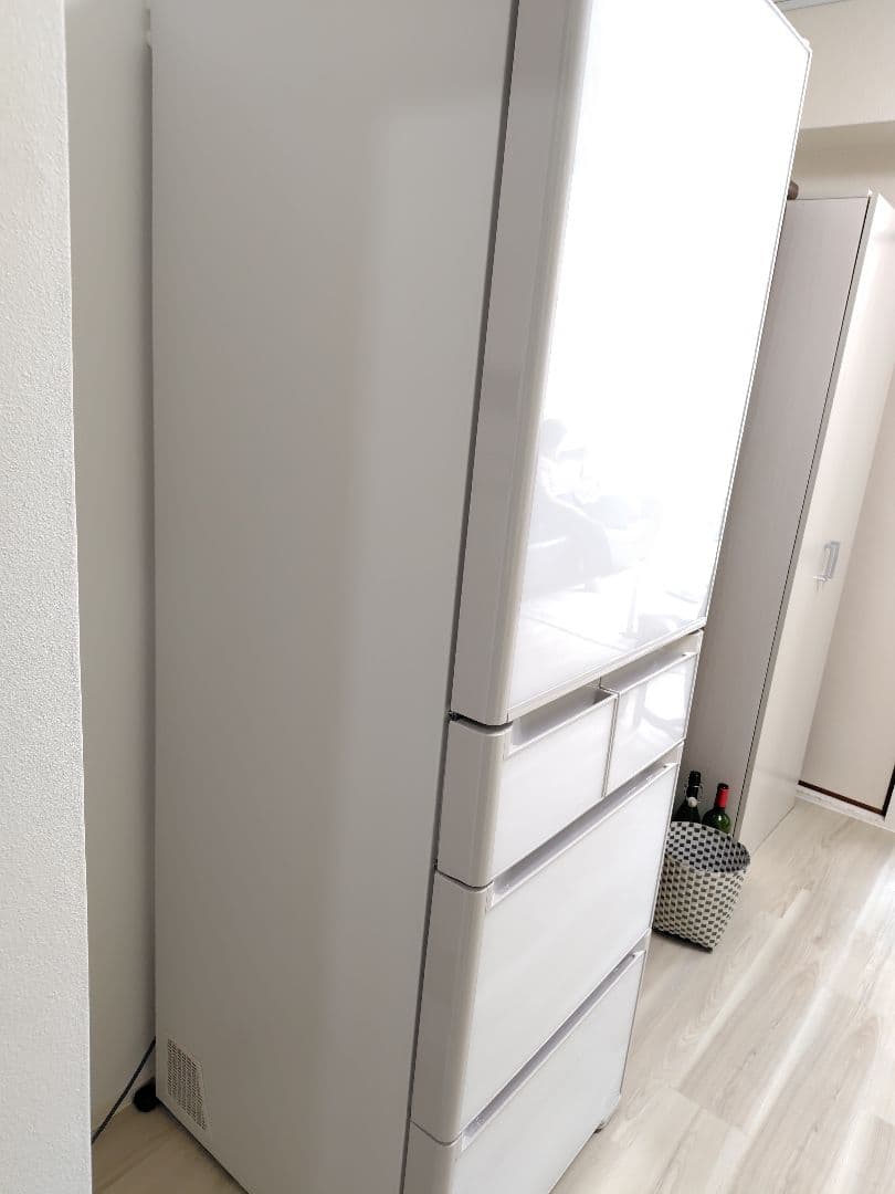 日立　日本製 冷蔵庫 R-S40K (XW)型2020年製