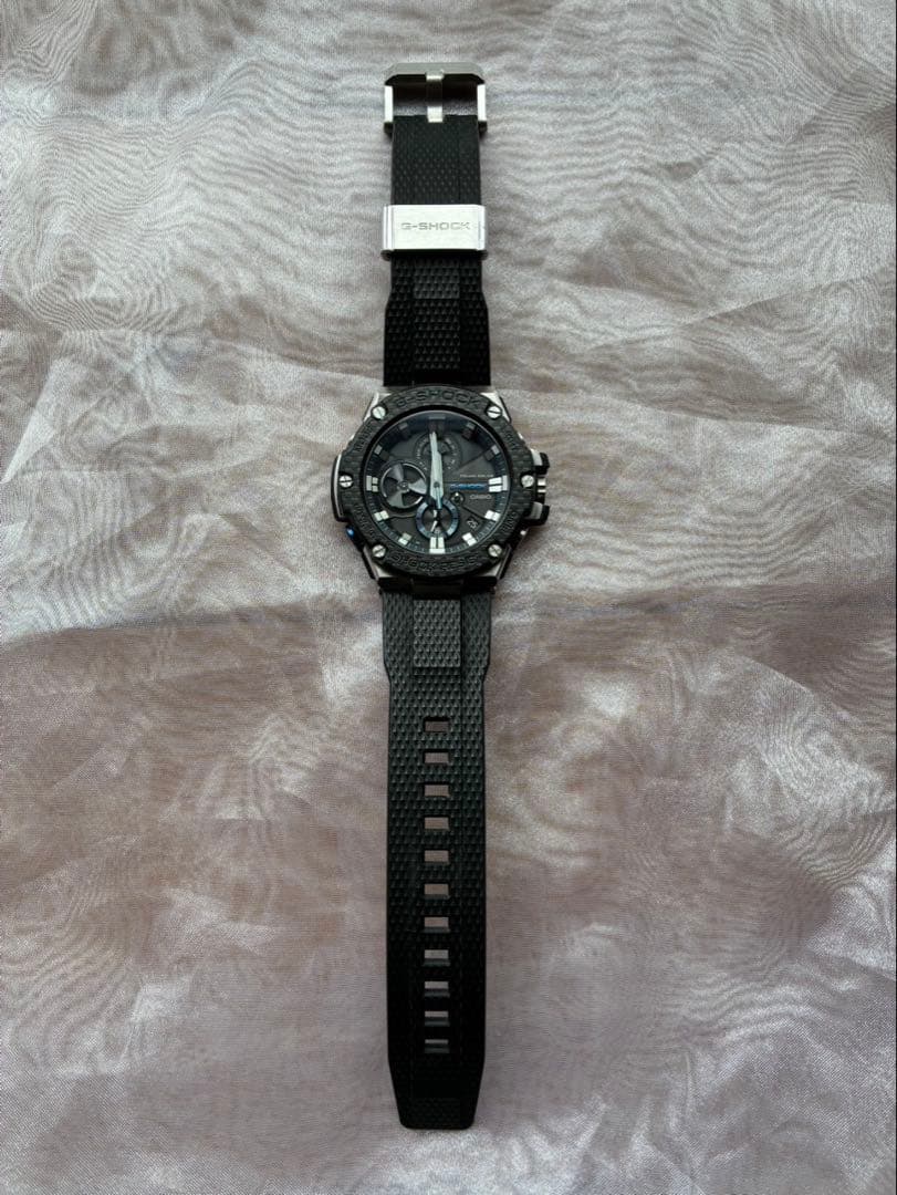 CASIO G-SHOCK　GST-B100XA-1AJF カーボンソーラー