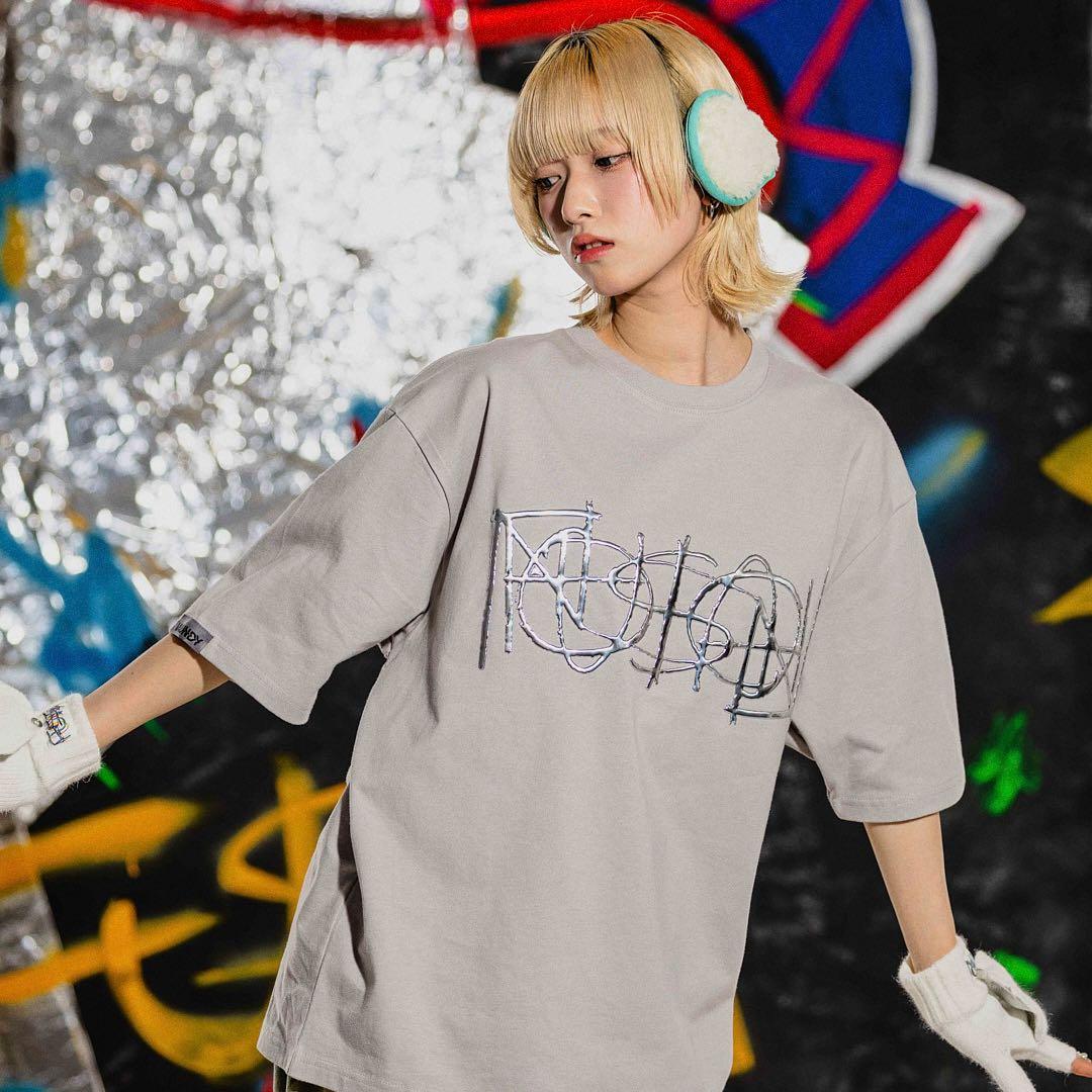 vaundy ライブツアー FUSION グッズTシャツ L - メルカリ