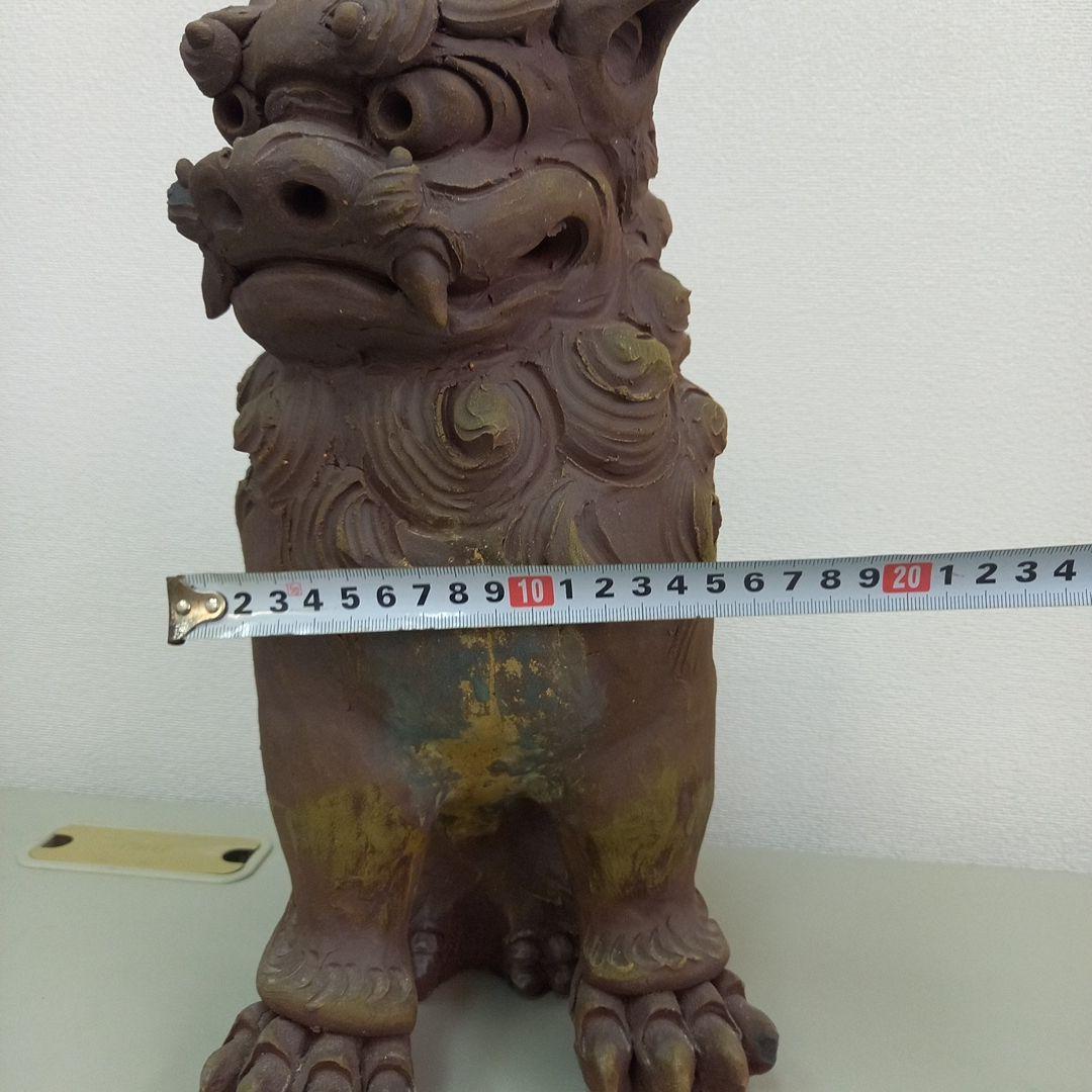 茶色の素焼きシーサー