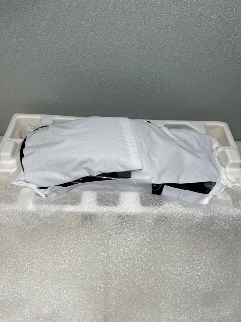 ミニカー　1/18 テスラ　モデル3 ブラック