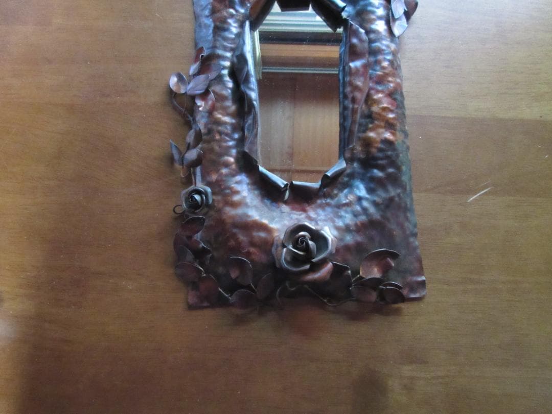 ハンドメード 銅製の鏡付き 壁飾り