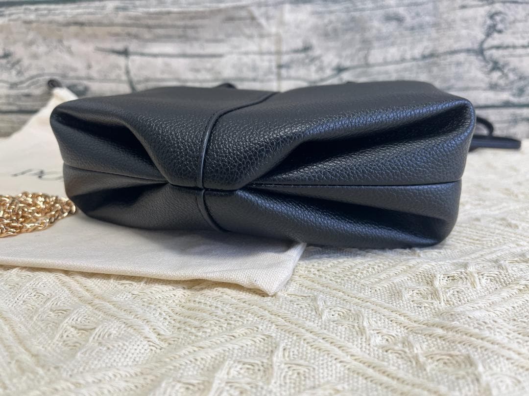 ブルガリ Beri ブラック チェーン ショルダーバッグ 中古 美品