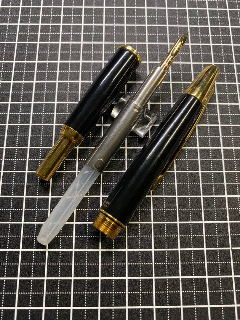 PILOT CAPLESS decimo BLACK 万年筆字幅F