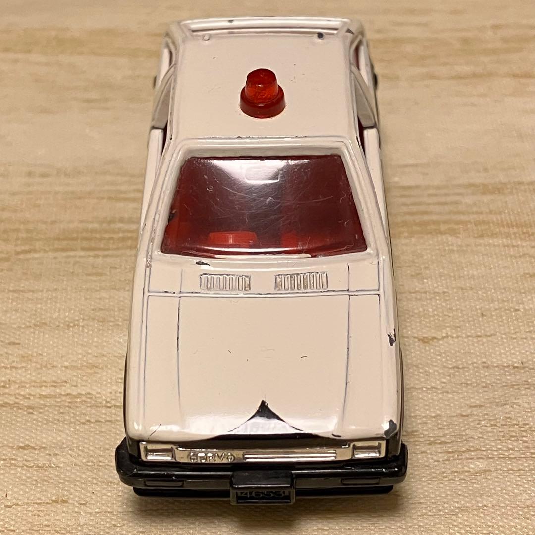 トミカ スズキ セルボ パトカー No.75 1/52
