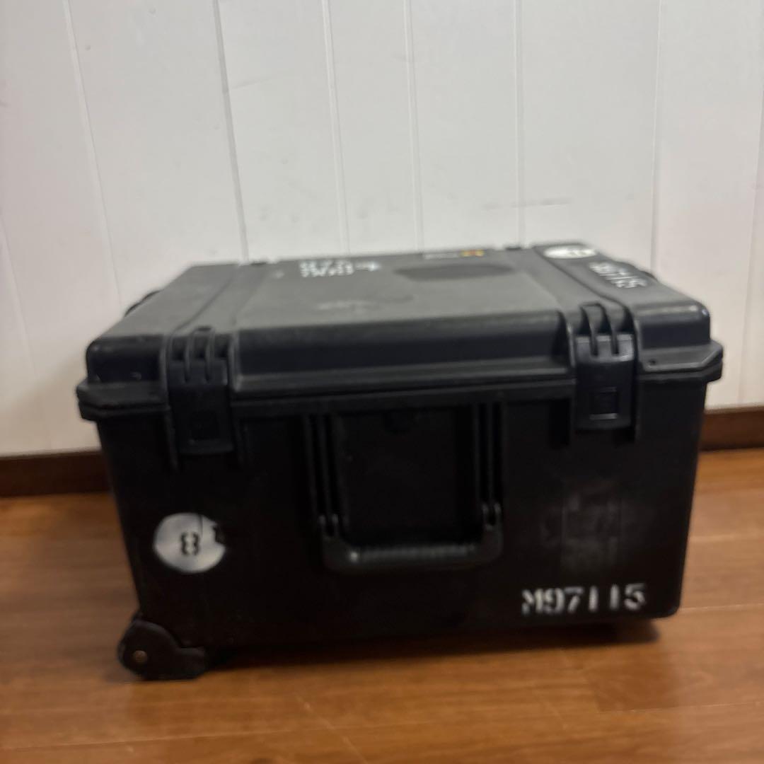米軍放出品 PELICAN STORM CASE IM2750 ペリカンケース