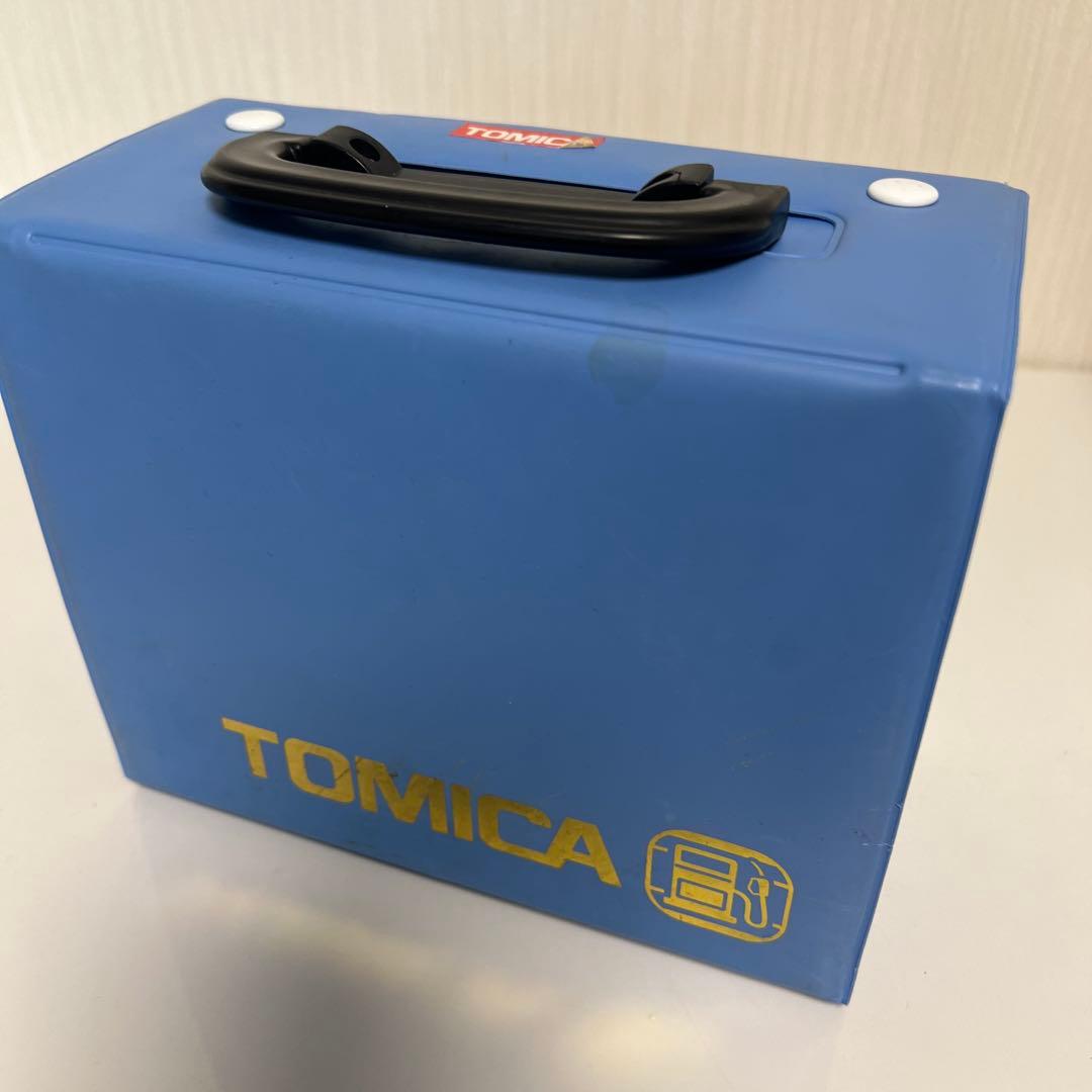 トミカ その他のミニカー多数　おでかけバック