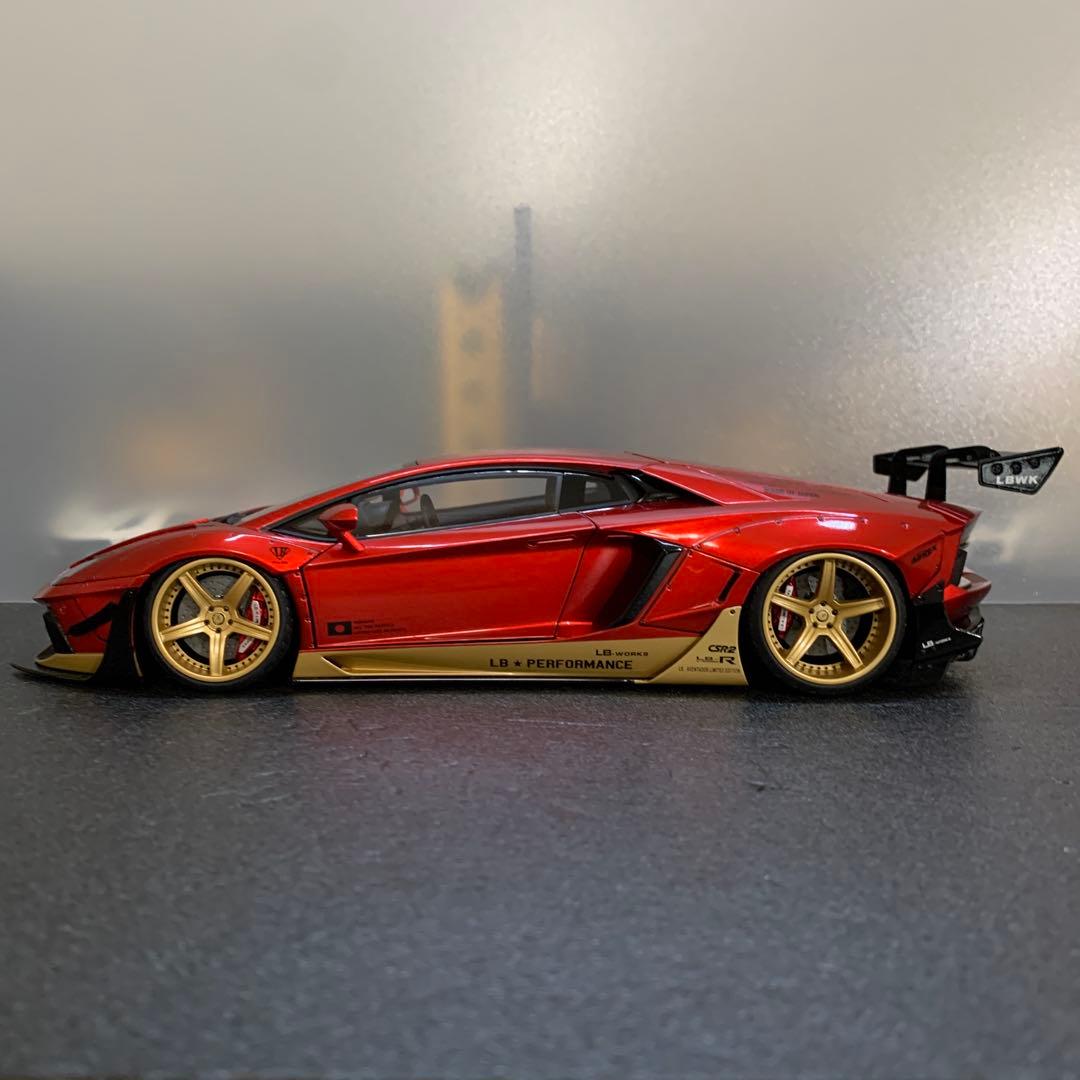 787 リバティーウォーク ランボルギーニ アヴェンタドール 1/18ミニカー