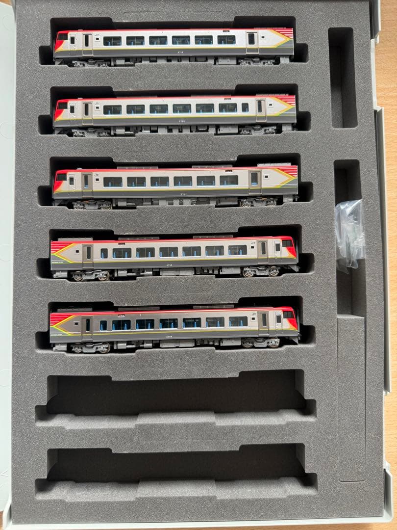 TOMIX JR2700系 5両セット(うずしお4号イメージ)