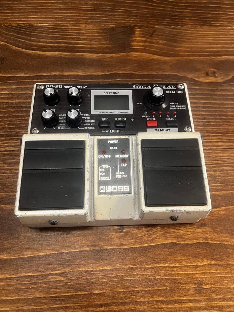 BOSS DD-20 ギガディレイ hqdefault.jpg