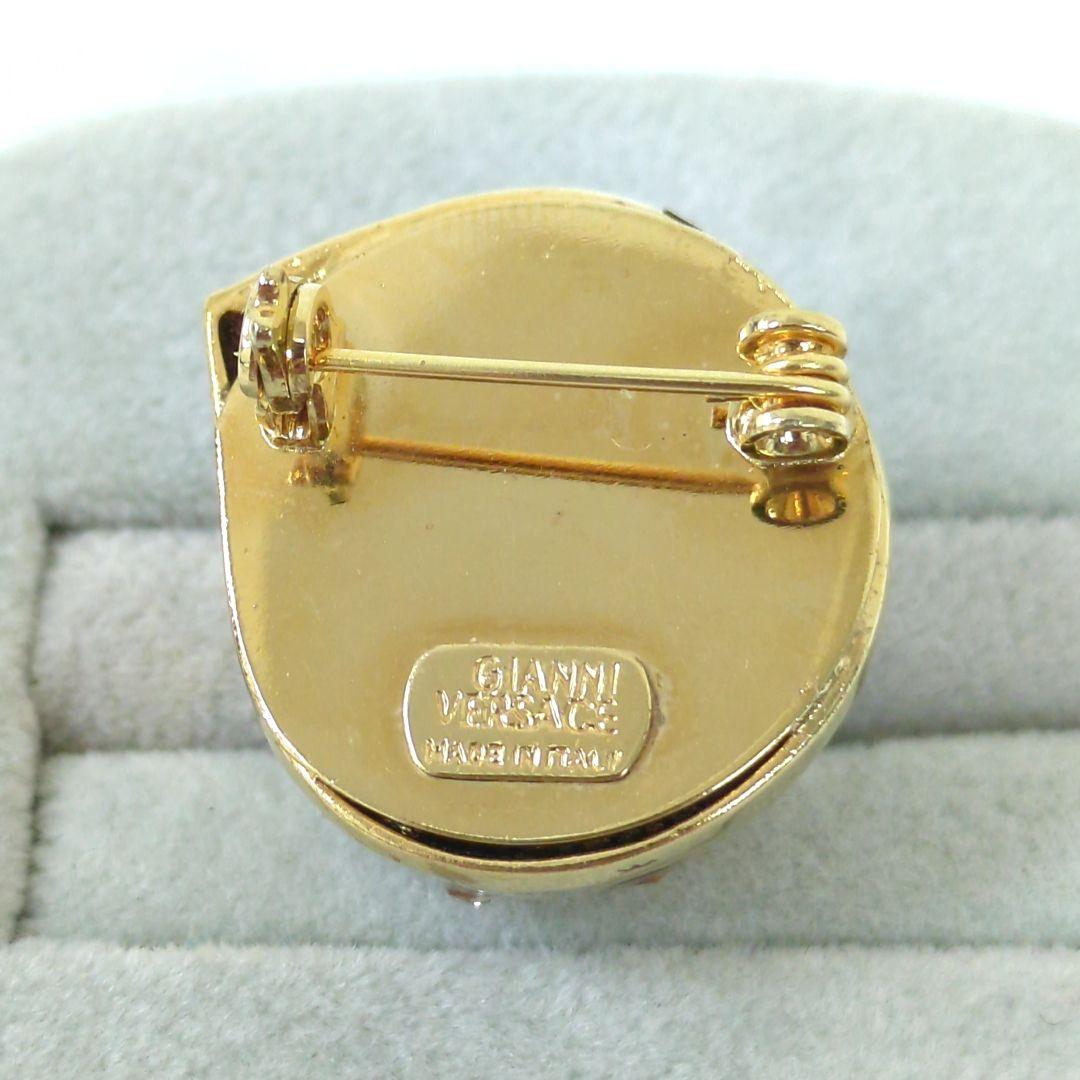 ジャンニヴェルサーチェ クリスタルラインストーン ピンブローチ