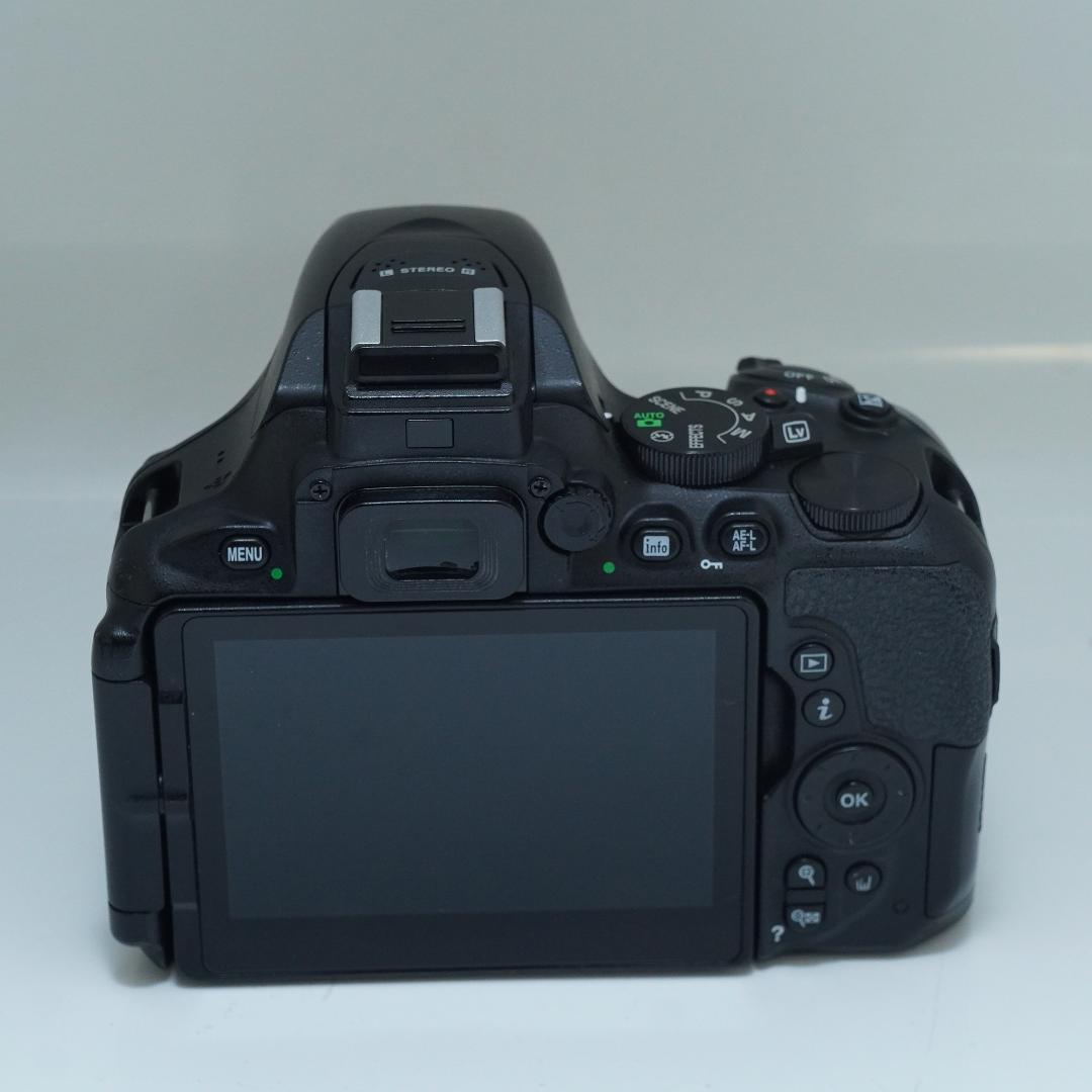 スマホに自動転送Nikon D5600レンズセット - メルカリ