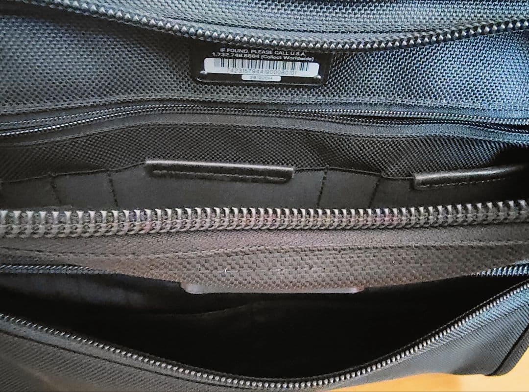 TUMI 26102DH ハンドル収納式2輪キャリーケース 中型 TUMI 26102DH