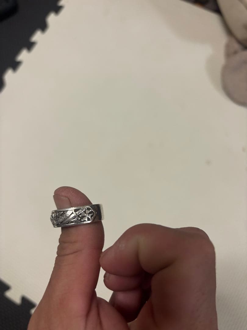 ジャスティンデイビス　925シルバー 彫刻リング