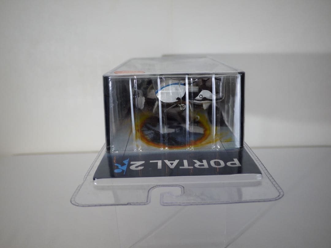 PORTAL 2 ATLAS NECA ポータル 2 アトラス フィギュア