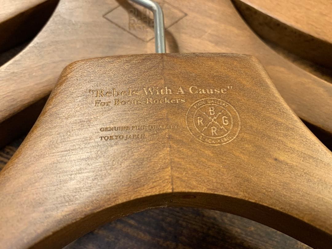 RUDE GALLERY BLACK REBEL ウッドハンガー17本セット