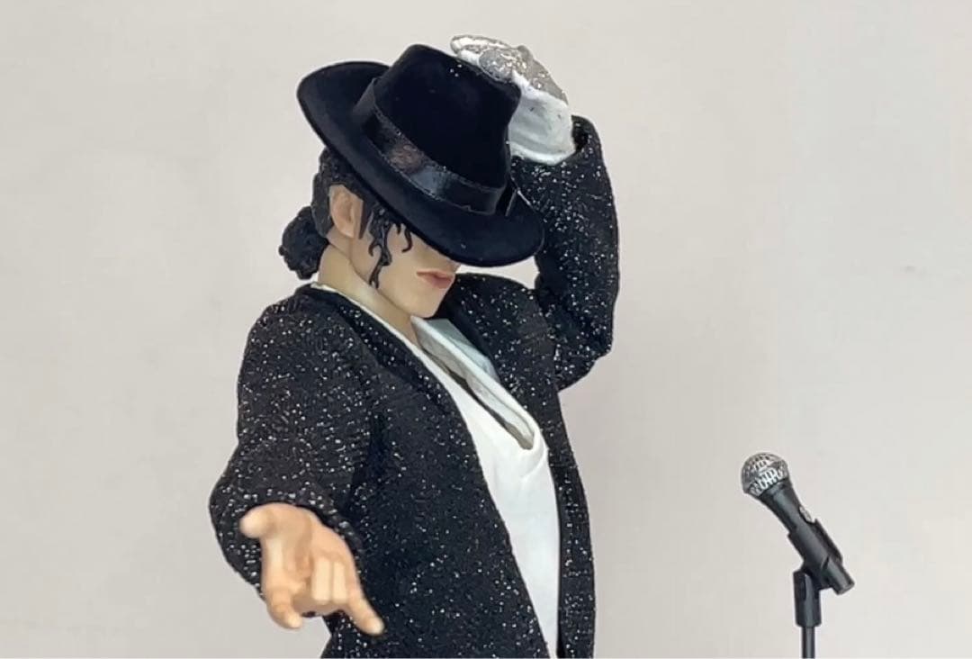 ホットトイズ 1/6 マイケルジャクソン ビリー・ジーン／ヒストリー