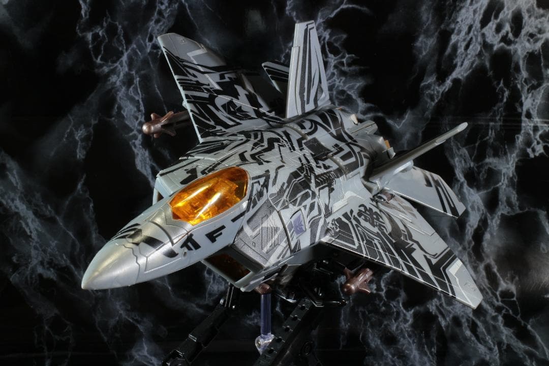 k*y様 中古 ハズブロ　スタースクリーム（海外版 MPM-01）