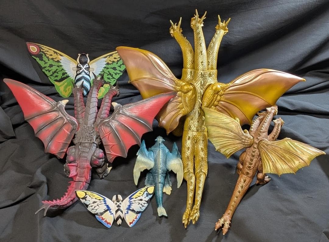 キングギドラ・デスギドラ・ダカーラ他「平成モスラ」登場（バンダイ