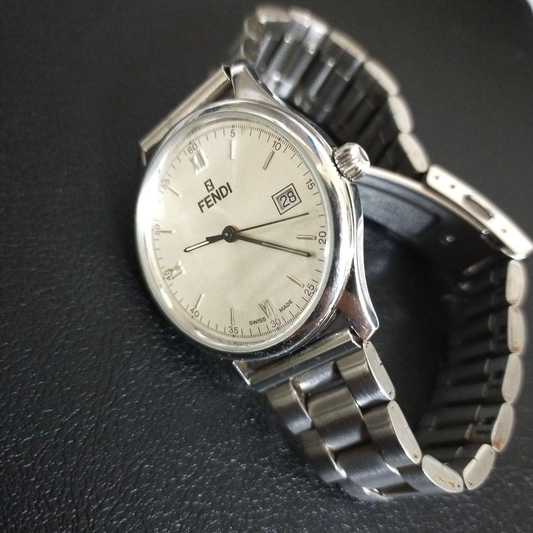 人気　FENDI フェンディ 210G クオーツ メンズ 腕時計　中古品
