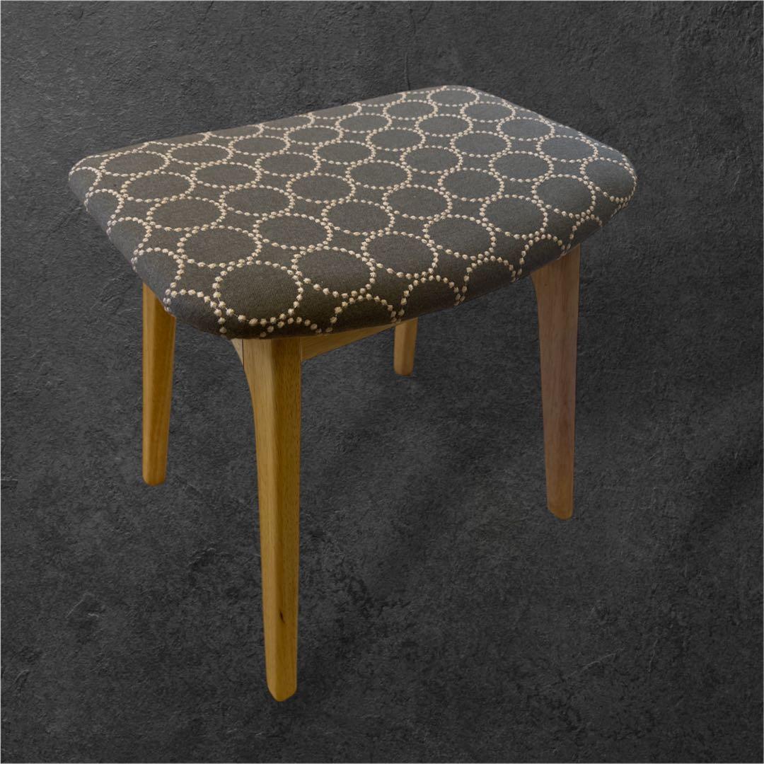 ミナペルホネン生地使用スツール　イス　オットマン チェア　インテリア　家具