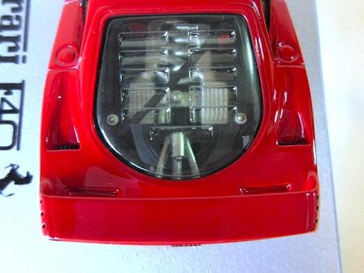特価 AMR (1/43) フェラーリ F40