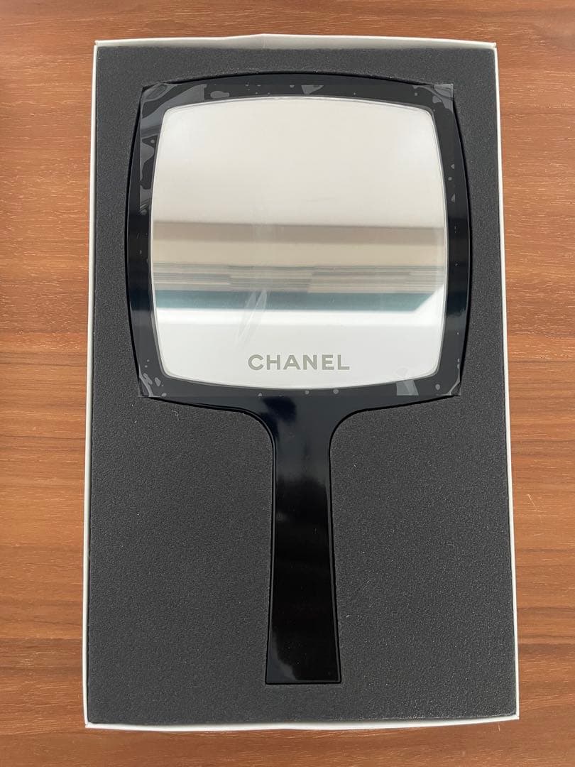 新品未使用　CHANEL ハンドミラー