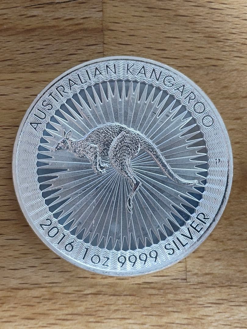 純銀1oz】オーストラリア シルバー カンガルー コイン - メルカリ