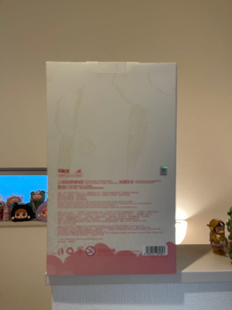 正規品 POPMART ランド限定　MOKOKO CLOSE TO SWEET