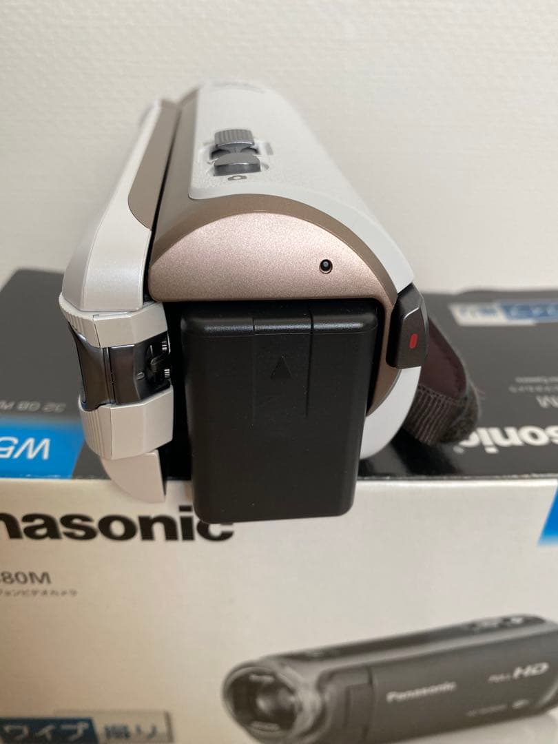 パナソニック　デジタルハイビジョンビデオカメラ　HC-W580M