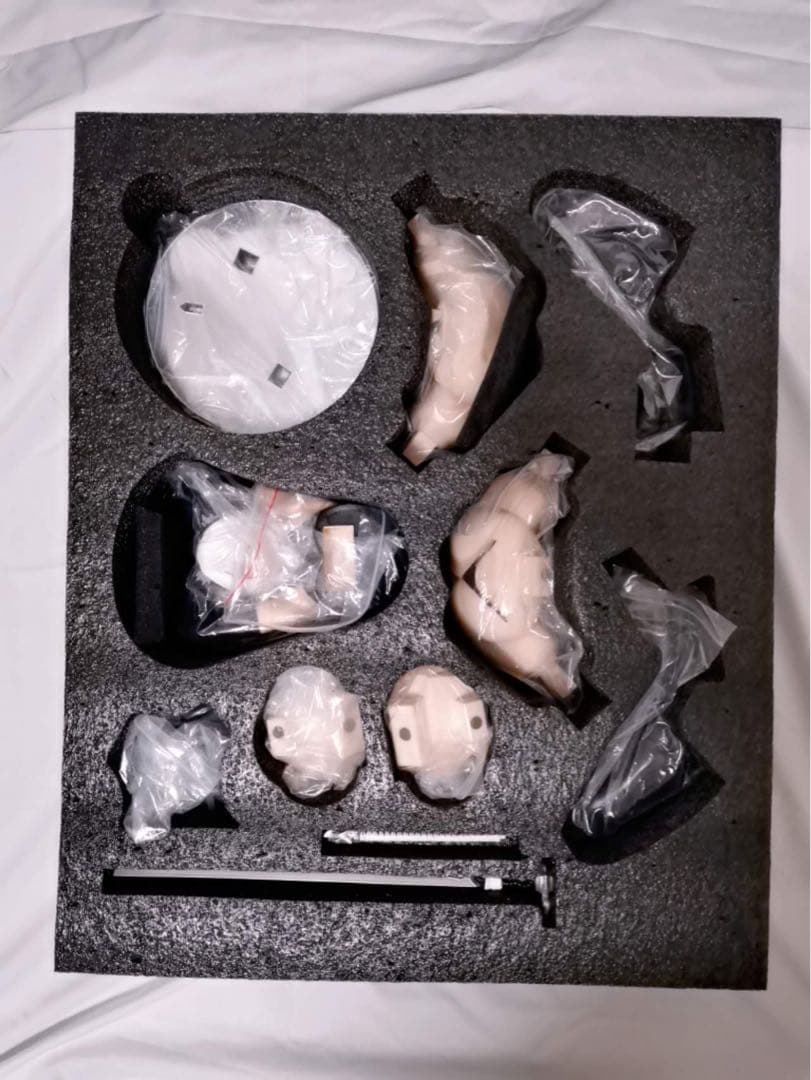 BOLOMO STUDIOニーアオートマ2Bガレージキットスタチュー フィギュア