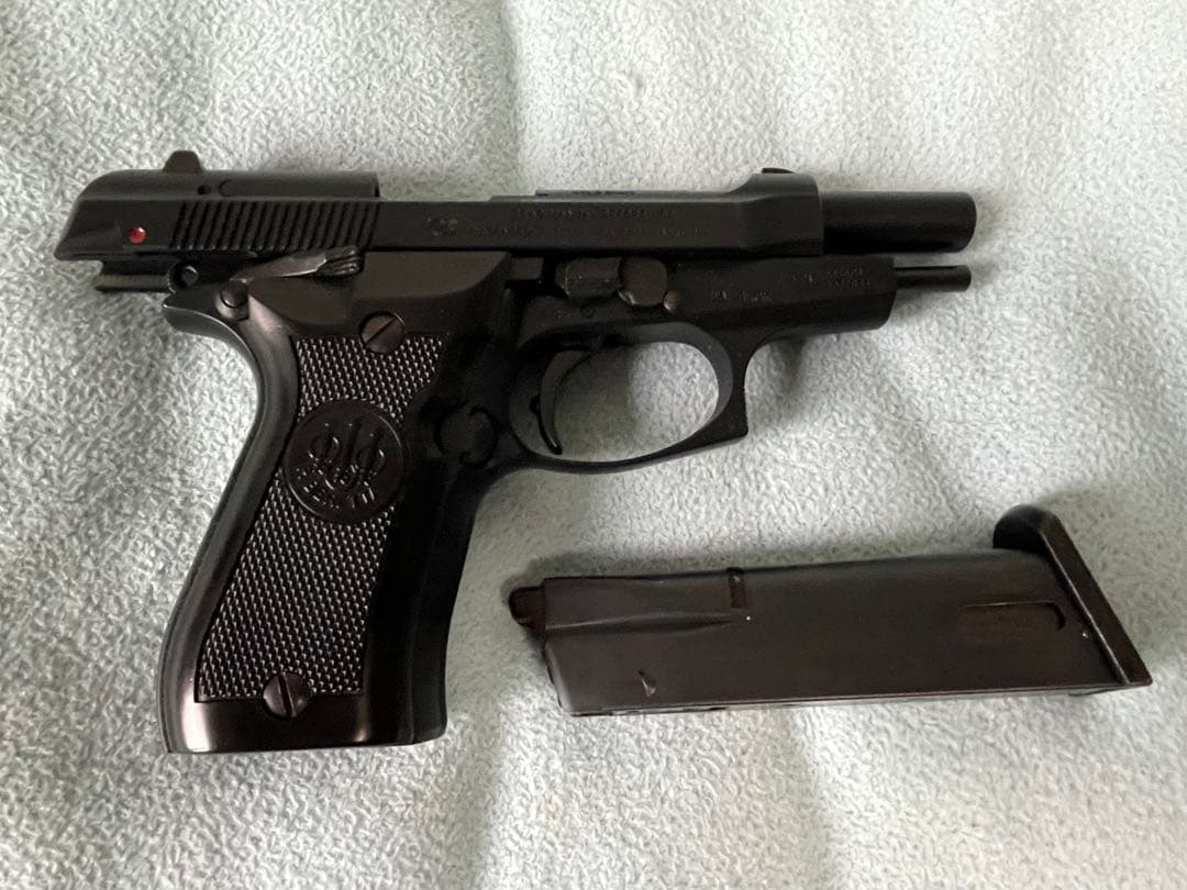 ウエスタンアームズ ベレッタM84F