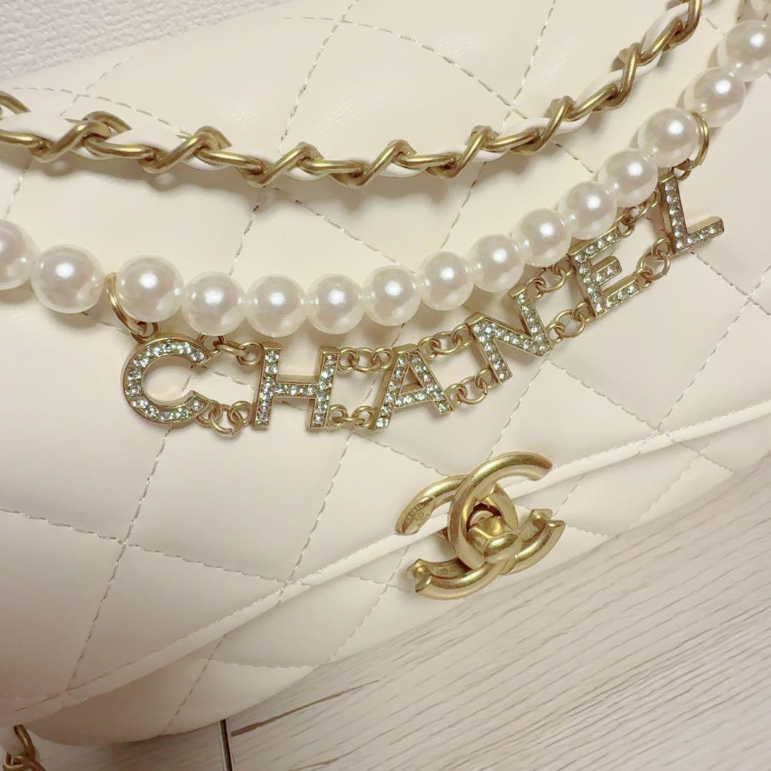 CHANEL キルティングショルダーバッグ パールチェーン ロゴ ノベルティ