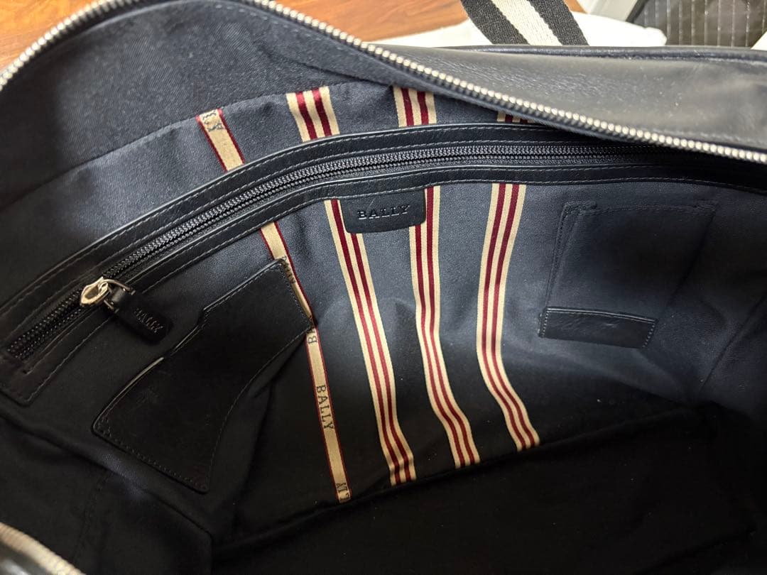 BALLY バリー ブリーフケース ビジネスバッグ ストライプ 本革 黒