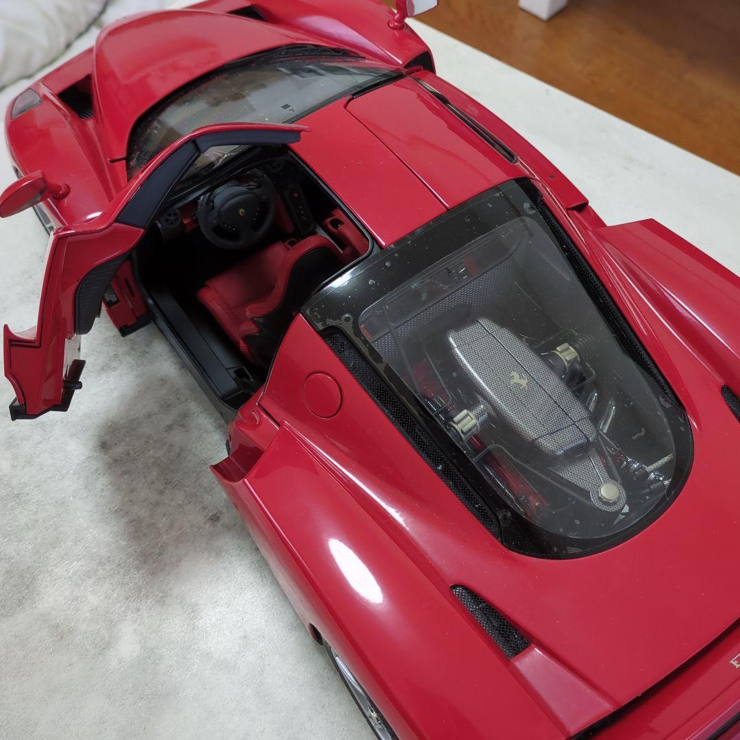 ディアゴスティーニ　エンツォフェラーリ1/10モデル