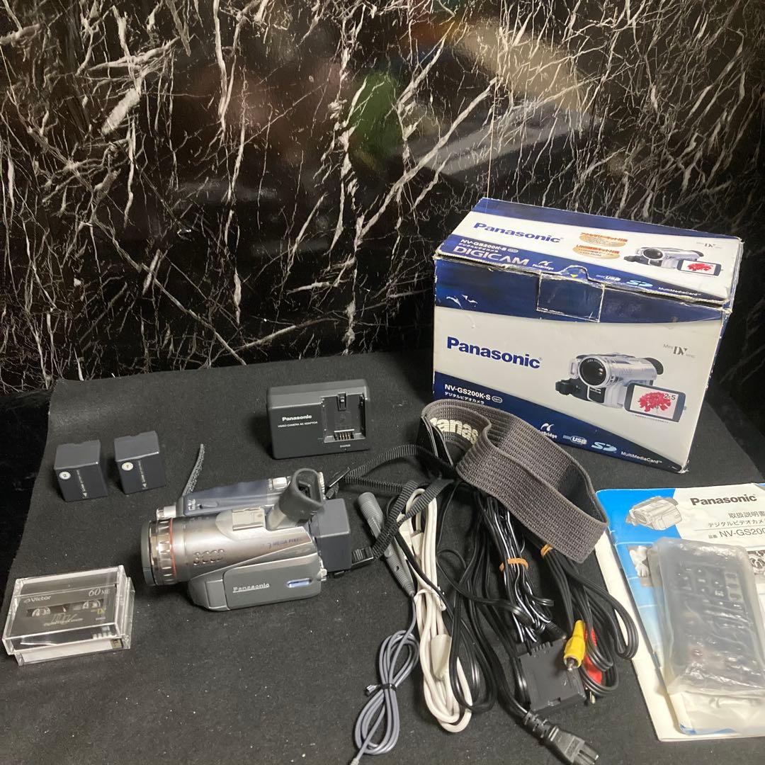 Panasonic NV-GS200K-S ビデオカメラ バッテリー3個｜Panasonic NV