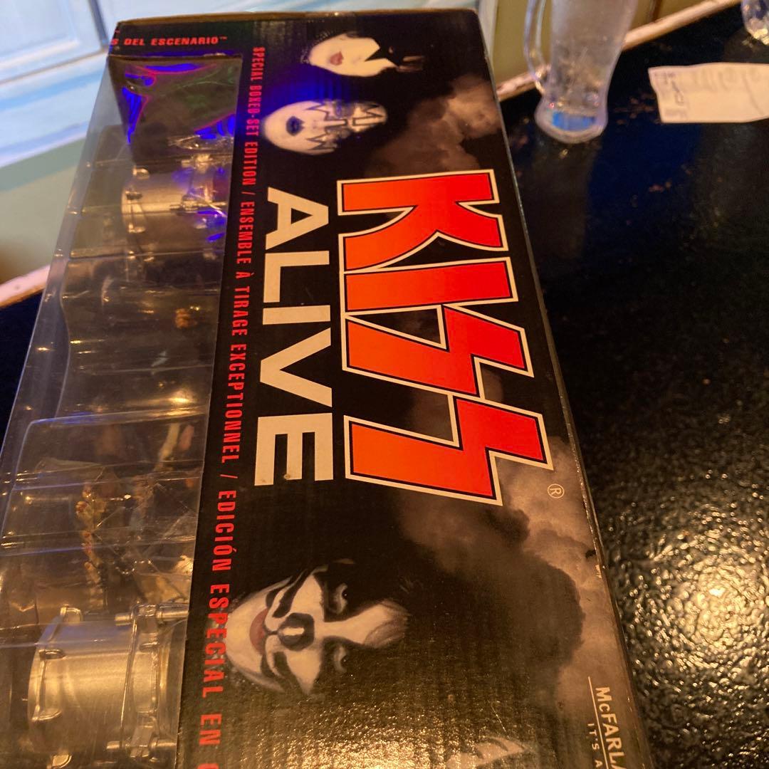 kissフィギュア アライブスペシャルbox