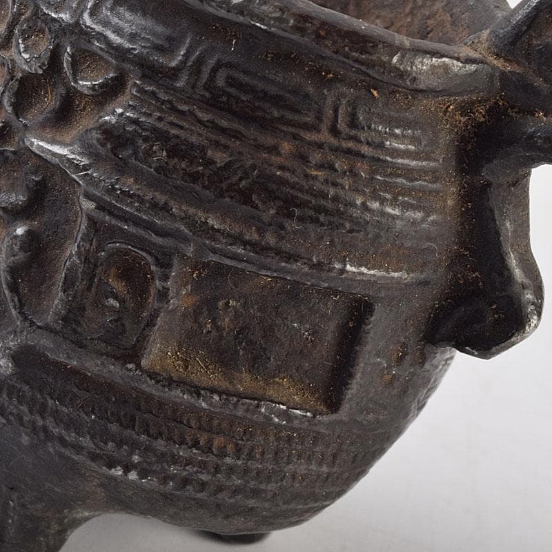 中国 古銅宣徳銅 山水文刻 三足香炉 V R9217