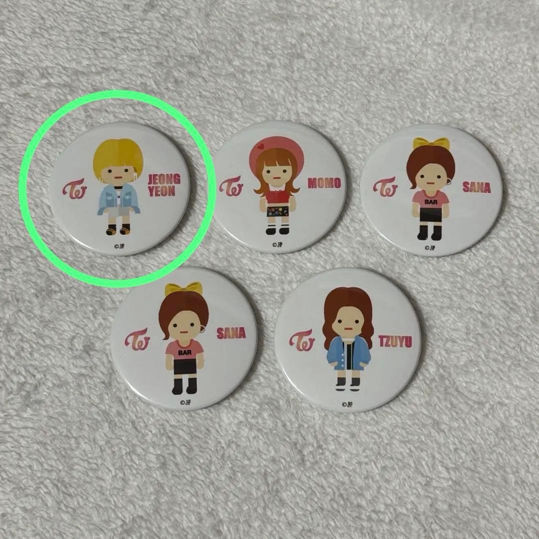 TWICE SHIBUYA109 POPUP 缶バッジ5点まとめ - メルカリ