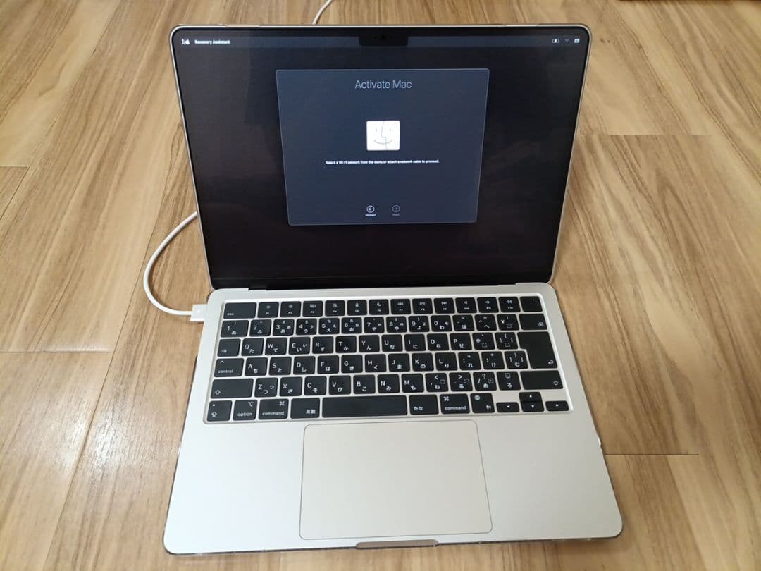 Apple MacBook Air 13.6型 M2チップ 充電器、箱付き