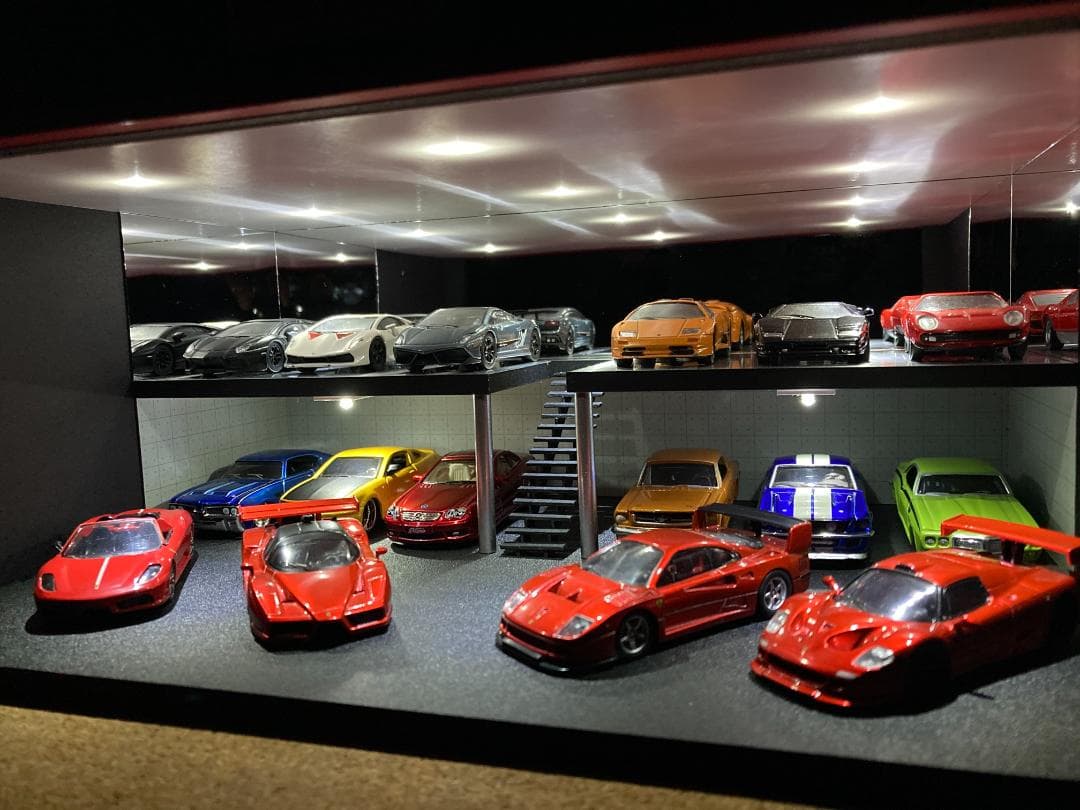 ミニカー専用ジオラマ：1/64 ショールームⅣ／在庫SALE！