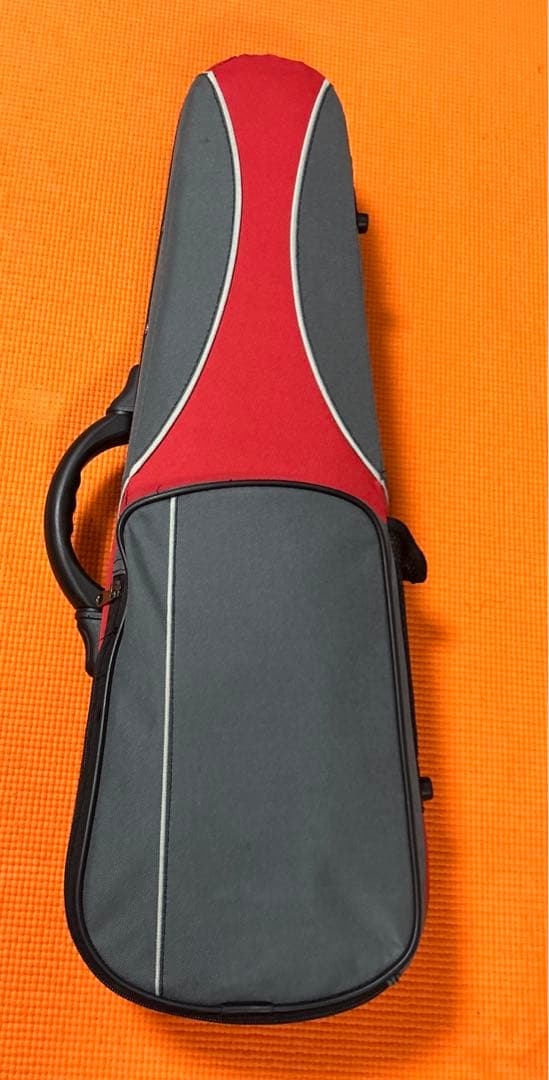 バイオリンと赤いケース付き　ハーフ　1/2