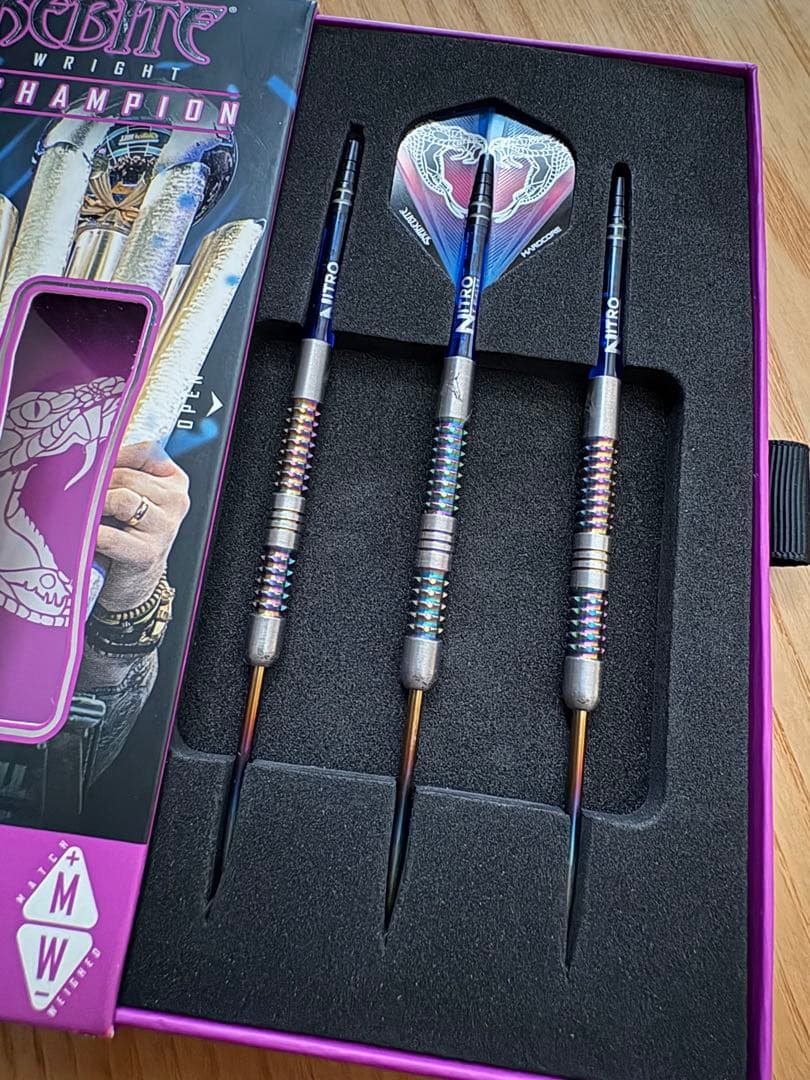 ダーツ レア】ピーターライト マンバ レインボー 22g レッドドラゴン